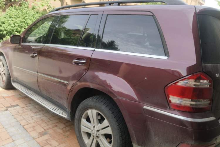 Used Mercedes-Benz GL-Class  Rear Left 45 Deg