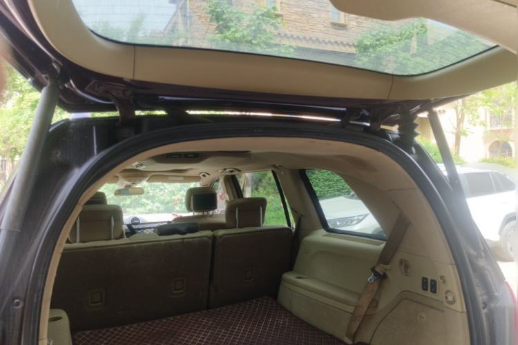 Used Mercedes-Benz GL-Class  Trunk