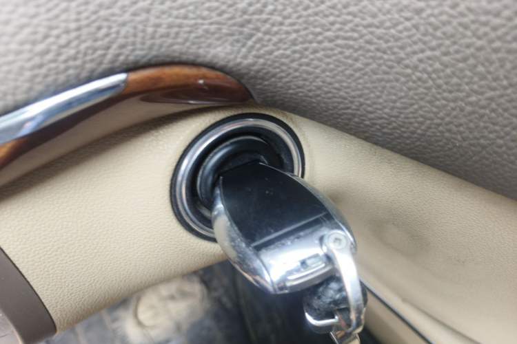 Used Mercedes-Benz GL-Class  Vehicle Key