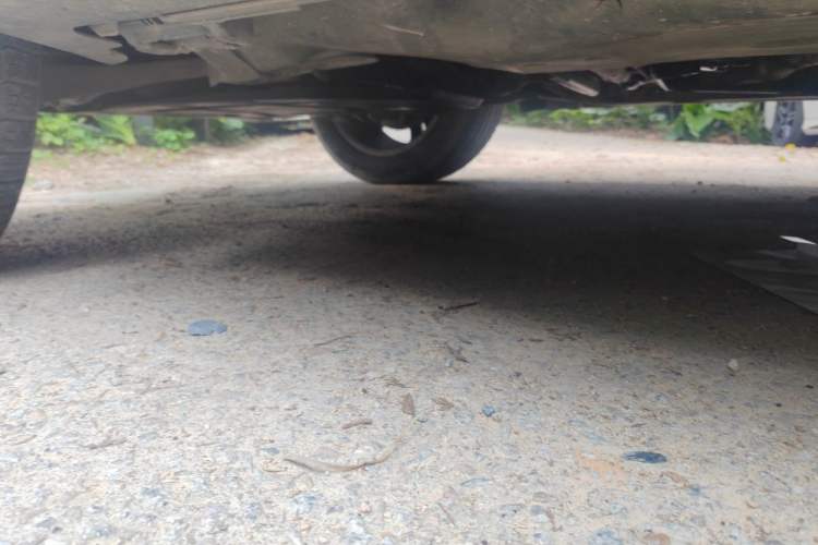 Used Mercedes-Benz GL-Class  Chassis Front Left