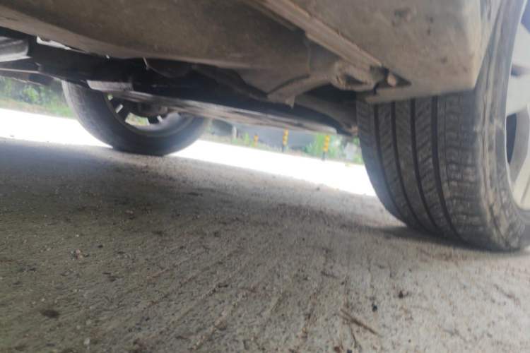 Used Mercedes-Benz GL-Class  Chassis Front Right