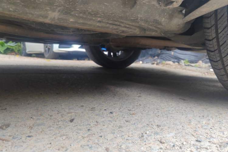Used Mercedes-Benz GL-Class  Chassis Rear Left