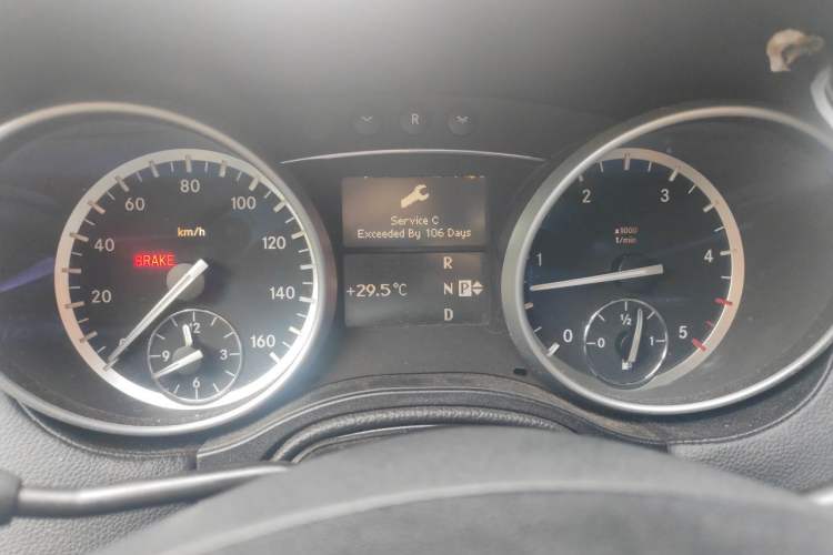Used Mercedes-Benz GL-Class  Instrument Cluster