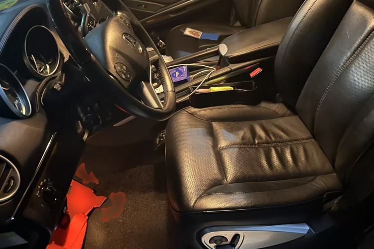 Used Mercedes-Benz GL-Class  Left Front Seat