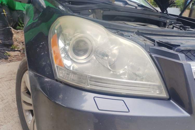 Used Mercedes-Benz GL-Class  Right Front Headlight