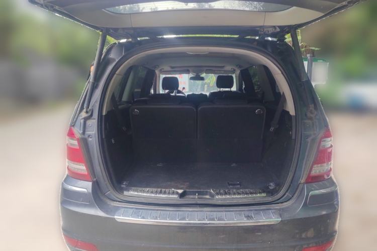 Used Mercedes-Benz GL-Class  Trunk