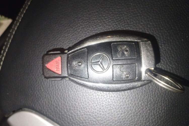 Used Mercedes-Benz GL-Class  Vehicle Key