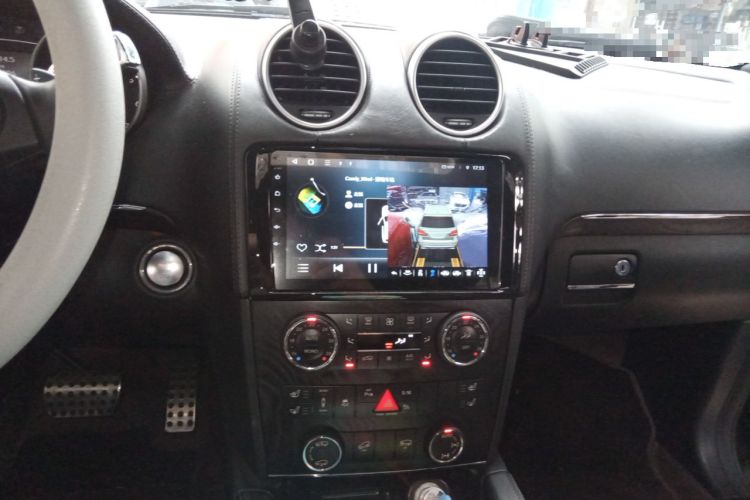 Used Mercedes-Benz GL-Class 2011 GL 450 Prestige Grand Edition Audio And AC Panel