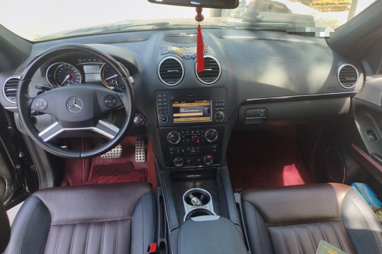 Used Mercedes-Benz GL-Class 2011 GL 450 Prestige Grand Edition Center Console