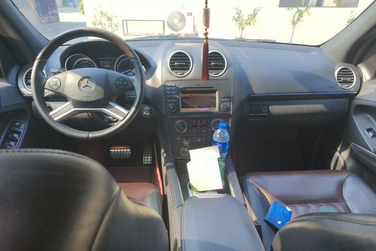 Used Mercedes-Benz GL-Class 2011 GL 450 Prestige Grand Edition Center Console