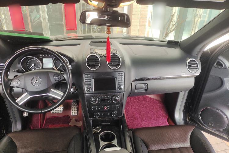 Used Mercedes-Benz GL-Class 2011 GL 450 Prestige Grand Edition Center Console