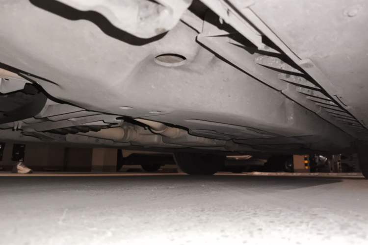 Used Mercedes-Benz GL-Class 2011 GL 450 Prestige Grand Edition Chassis Front Left