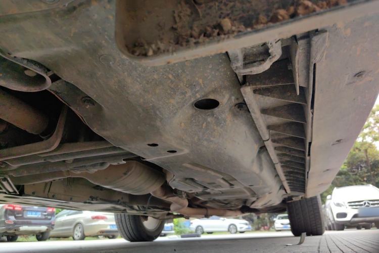 Used Mercedes-Benz GL-Class  Chassis Front Left