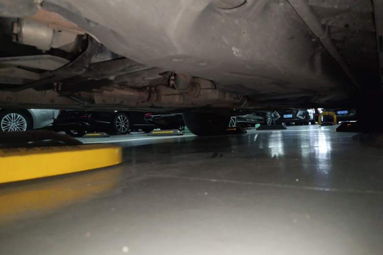 Used Mercedes-Benz GL-Class 2011 GL 450 Prestige Grand Edition Chassis Front Left
