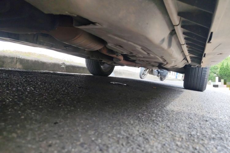 Used Mercedes-Benz GL-Class  Chassis Front Left