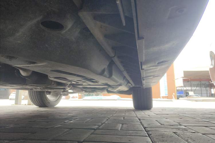 Used Mercedes-Benz GL-Class 2011 GL 450 Prestige Grand Edition Chassis Front Left
