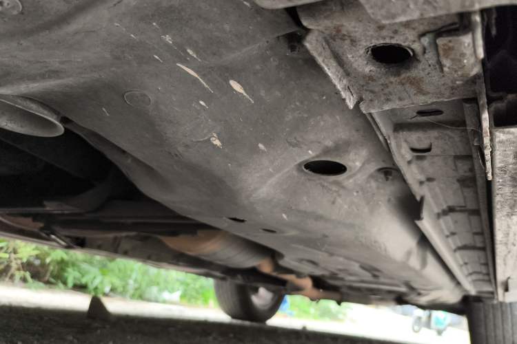 Used Mercedes-Benz GL-Class  Chassis Front Left
