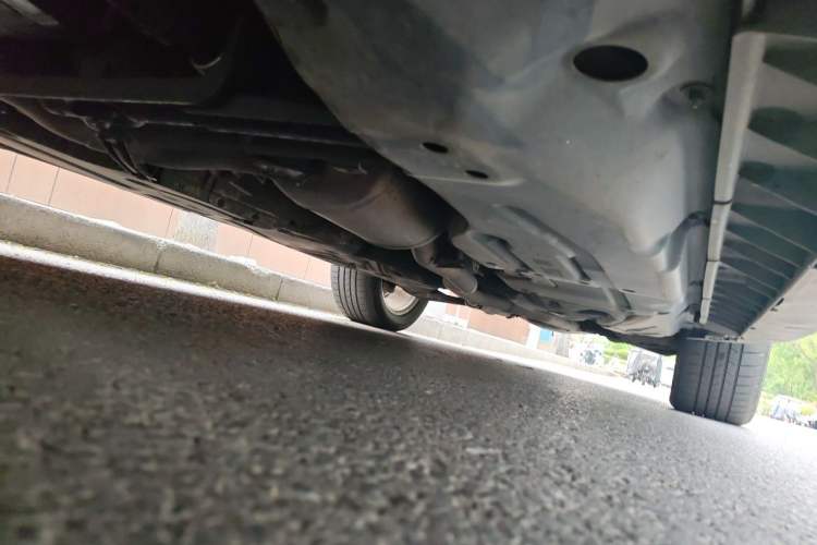 Used Mercedes-Benz GL-Class  Chassis Front Left