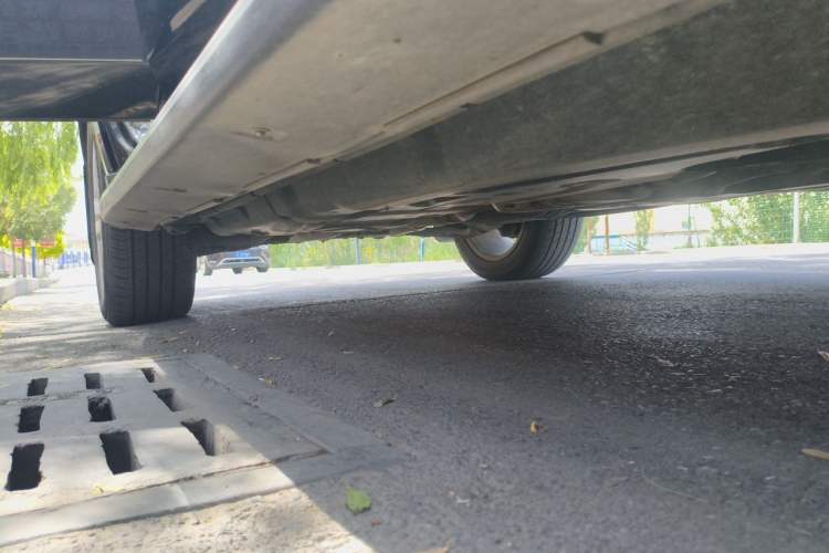 Used Mercedes-Benz GL-Class 2011 GL 450 Prestige Grand Edition Chassis Front Right