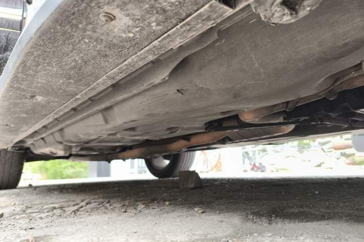 Used Mercedes-Benz GL-Class  Chassis Front Right