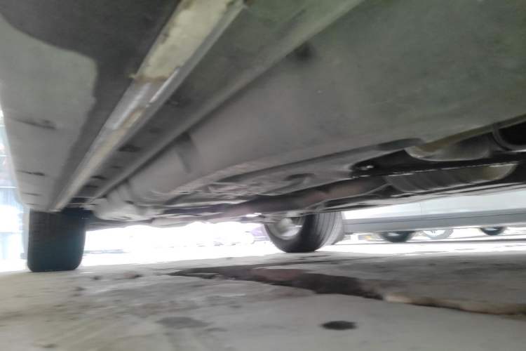 Used Mercedes-Benz GL-Class  Chassis Front Right