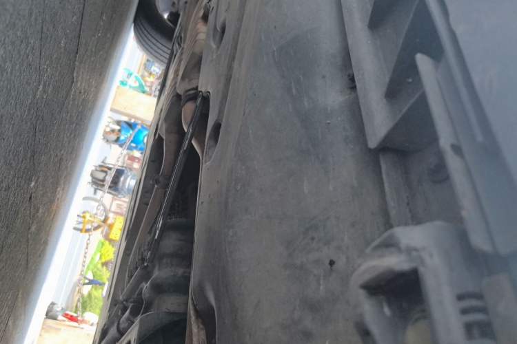Used Mercedes-Benz GL-Class 2011 GL 450 Prestige Grand Edition Chassis Front Right