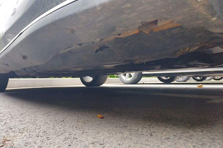 Used Mercedes-Benz GL-Class  Chassis Front Right