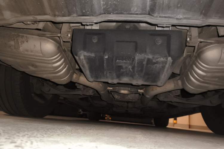 Used Mercedes-Benz GL-Class 2011 GL 450 Prestige Grand Edition Chassis Rear