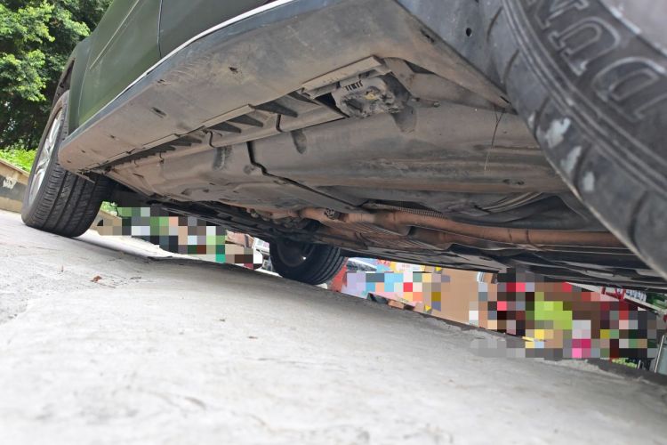 Used Mercedes-Benz GL-Class 2011 GL 450 Prestige Grand Edition Chassis Rear Left