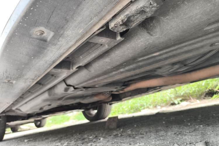Used Mercedes-Benz GL-Class  Chassis Rear Left