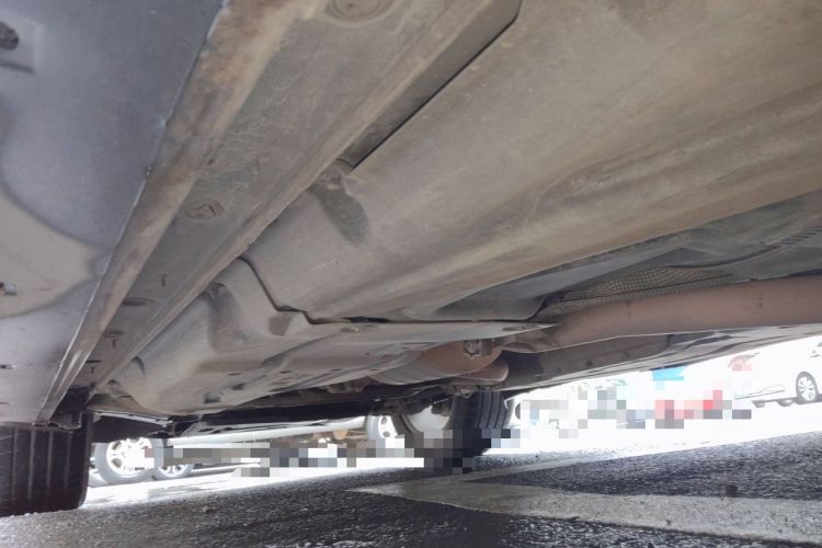 Used Mercedes-Benz GL-Class  Chassis Rear Left