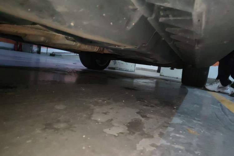 Used Mercedes-Benz GL-Class  Chassis Rear Right