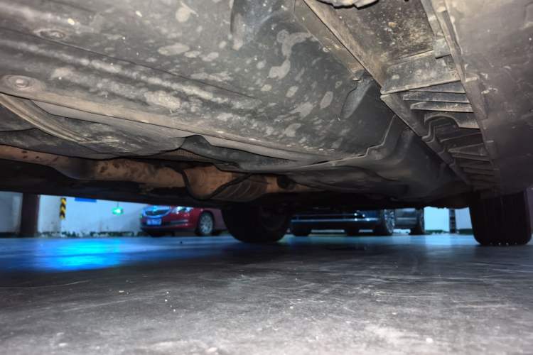 Used Mercedes-Benz GL-Class  Chassis Rear Right