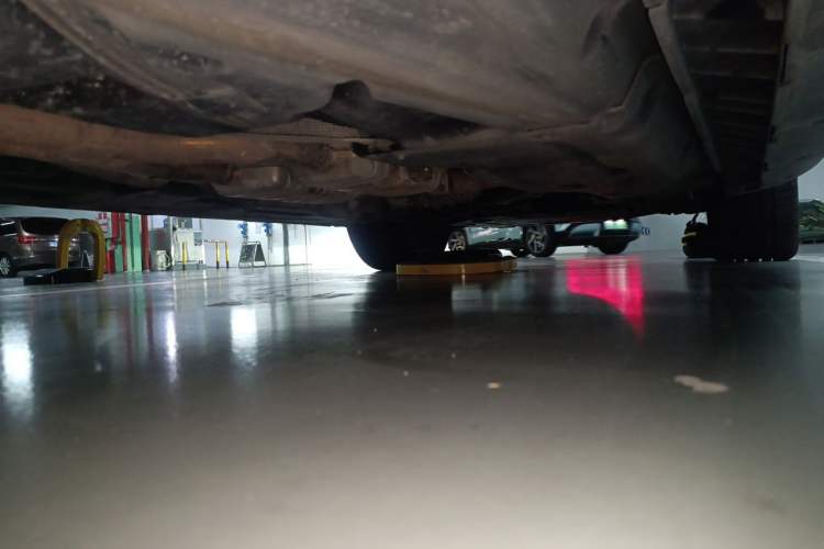 Used Mercedes-Benz GL-Class 2011 GL 450 Prestige Grand Edition Chassis Rear Right