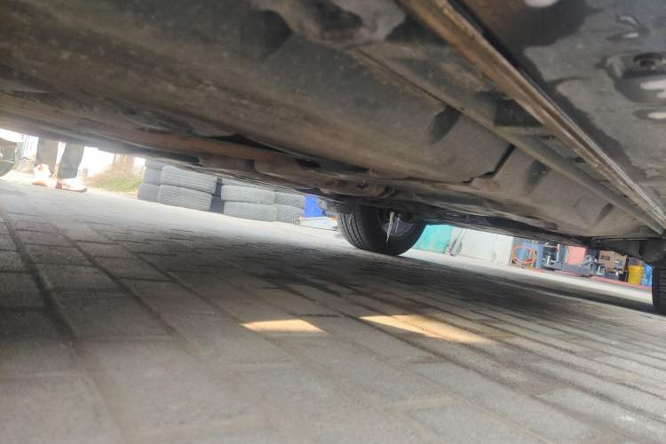 Used Mercedes-Benz GL-Class 2011 GL 450 Prestige Grand Edition Chassis Rear Right