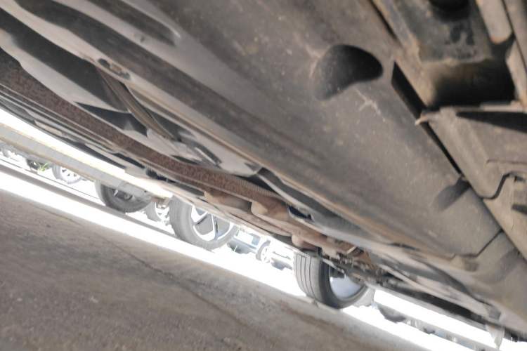 Used Mercedes-Benz GL-Class 2011 GL 450 4MATIC Prestige Edition Chassis Rear Right