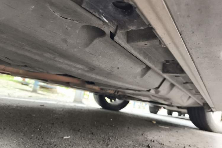 Used Mercedes-Benz GL-Class 2011 GL 450 Prestige Grand Edition Chassis Rear Right