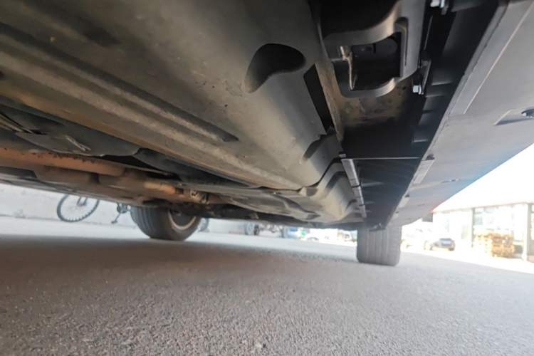 Used Mercedes-Benz GL-Class 2011 GL 450 Prestige Grand Edition Chassis Rear Right