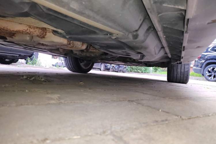 Used Mercedes-Benz GL-Class 2011 GL 450 4MATIC Prestige Edition Chassis Rear Right