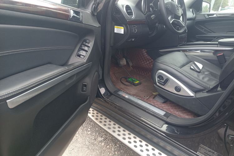 Used Mercedes-Benz GL-Class  Driver Seat