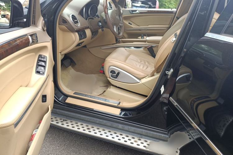 Used Mercedes-Benz GL-Class 2011 GL 450 4MATIC Prestige Edition Driver Seat