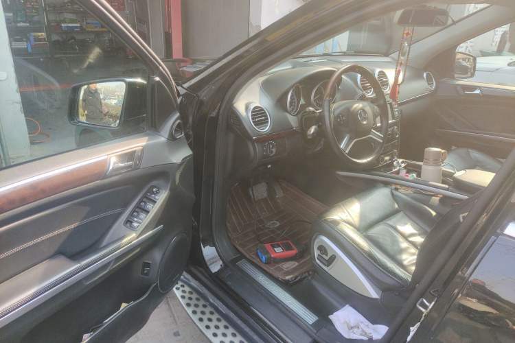 Used Mercedes-Benz GL-Class 2011 GL 450 Prestige Grand Edition Driver Seat