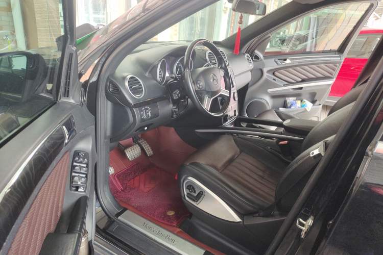 Used Mercedes-Benz GL-Class 2011 GL 450 Prestige Grand Edition Driver Seat