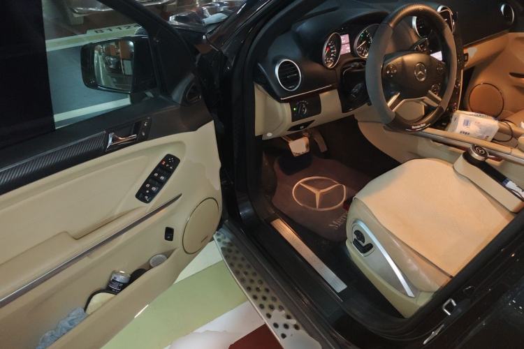Used Mercedes-Benz GL-Class 2011 GL 450 4MATIC Prestige Edition Driver Seat