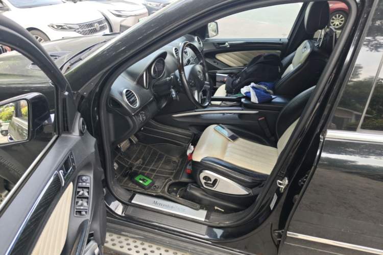 Used Mercedes-Benz GL-Class 2011 GL 450 4MATIC Prestige Edition Driver Seat