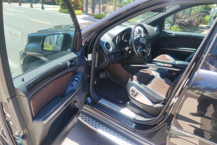 Used Mercedes-Benz GL-Class 2011 GL 450 Prestige Grand Edition Driver Seat