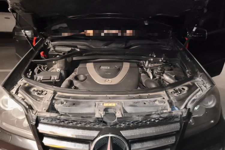 Used Mercedes-Benz GL-Class 2011 GL 450 Prestige Grand Edition Engine Bay