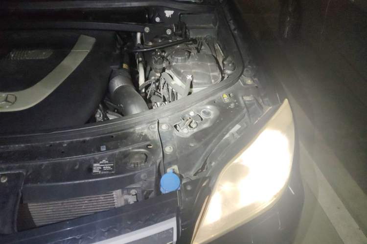 Used Mercedes-Benz GL-Class 2011 GL 450 4MATIC Prestige Edition Engine Bay Left