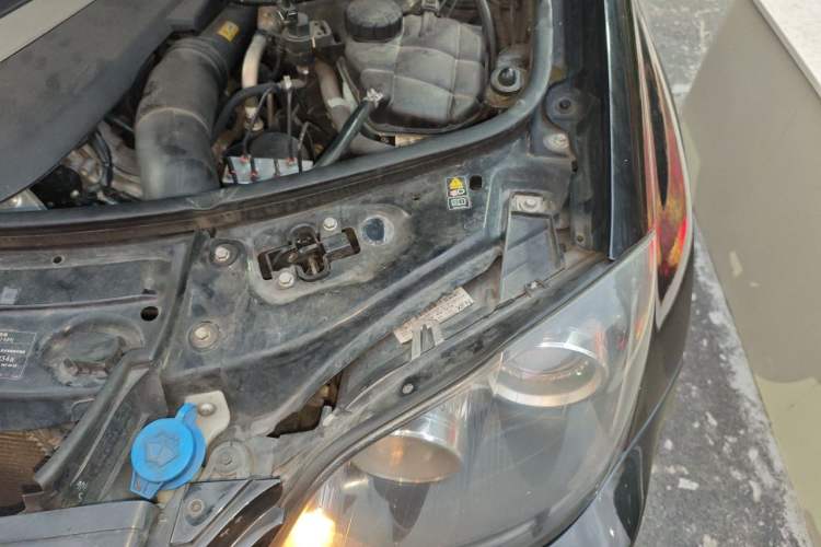 Used Mercedes-Benz GL-Class 2011 GL 450 Prestige Grand Edition Engine Bay Left