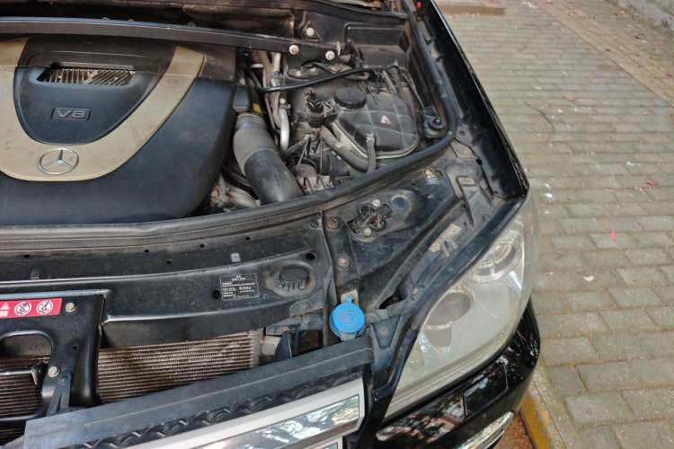 Used Mercedes-Benz GL-Class 2011 GL 450 4MATIC Prestige Edition Engine Bay Left